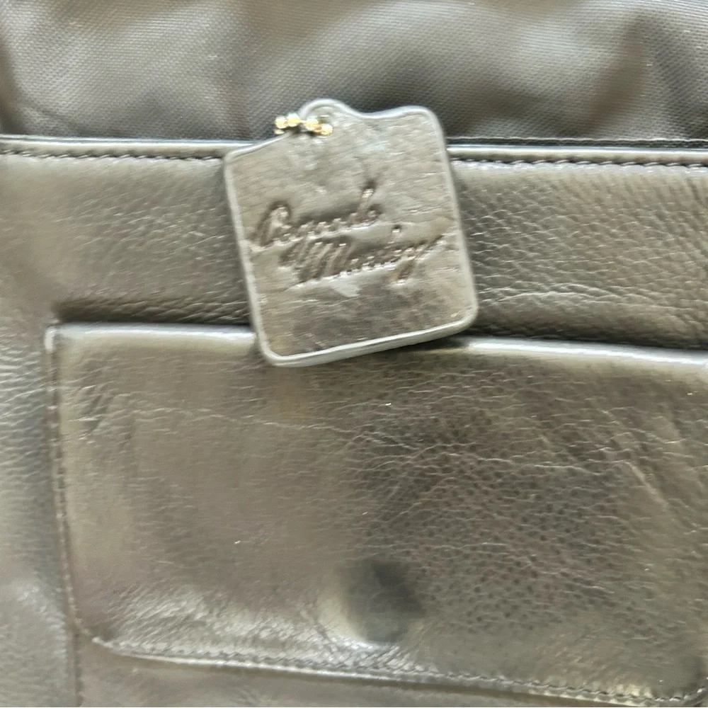 Osgoode Marley Black Flat leather Euro Messenger bag laptop